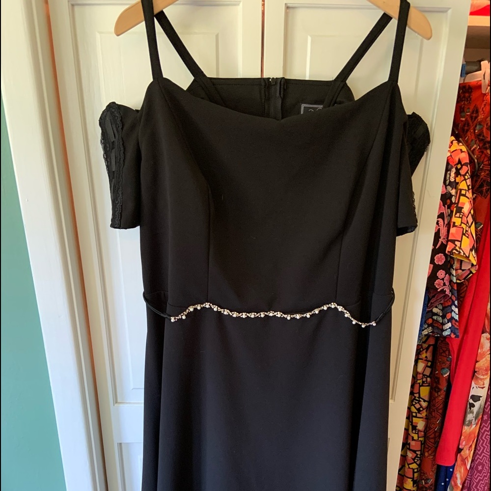 22w midi special occasion black dress